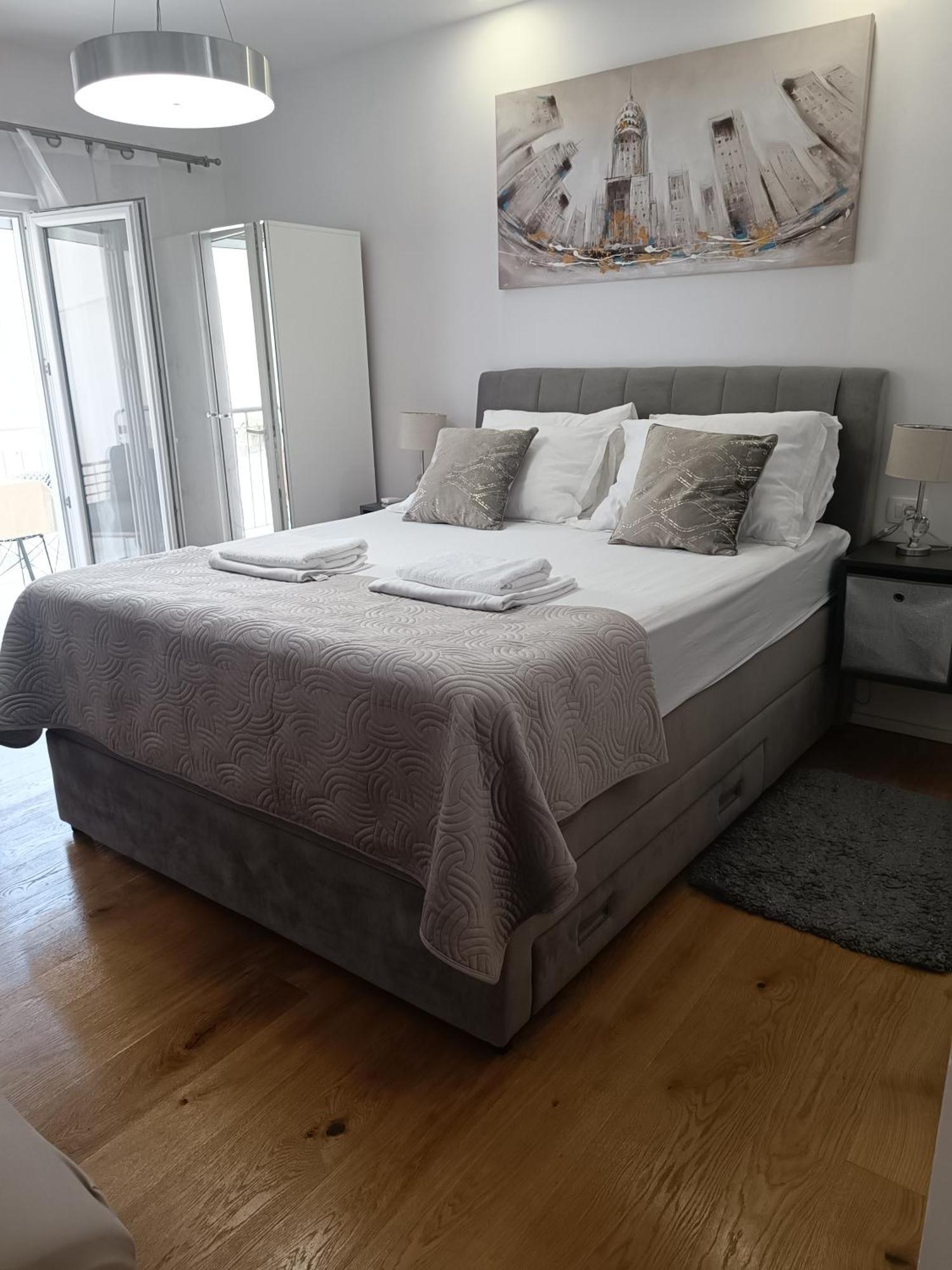 apartment Golden sunrise - 4 ul.petra svacica11 Baška Voda Eksteriør billede
